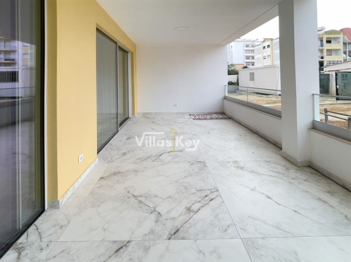 Image No.9-2 Bed Apartment for sale