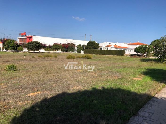 Image No.14-9 Bed Commercial for sale