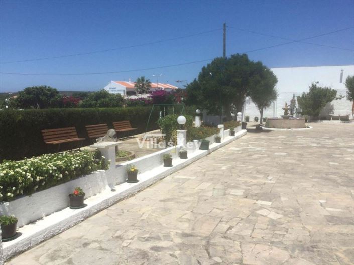 Image No.20-9 Bed Commercial for sale