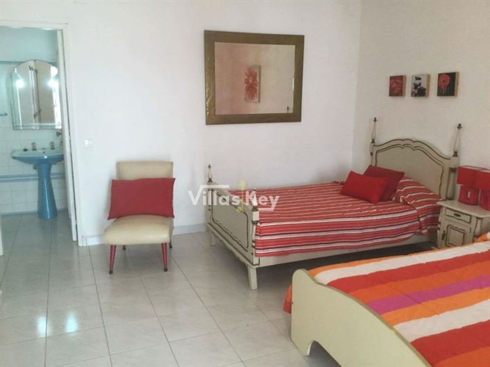 Image No.30-9 Bed Commercial for sale