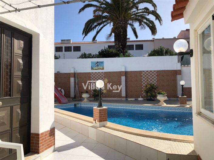 Image No.36-9 Bed Commercial for sale