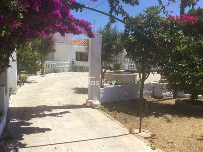 Image No.39-9 Bed Commercial for sale