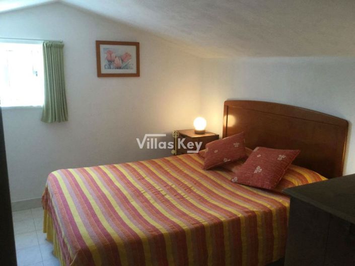 Image No.45-9 Bed Commercial for sale