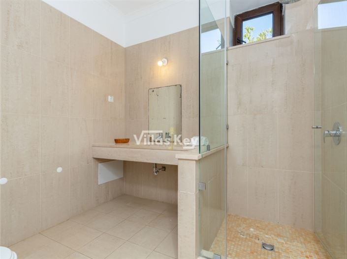 Image No.14-4 Bed House for sale