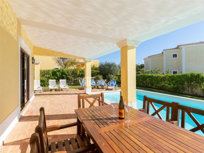 Image No.2-4 Bed House for sale