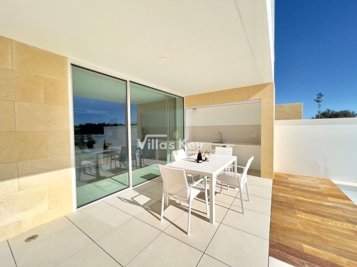 Image No.31-3 Bed House for sale