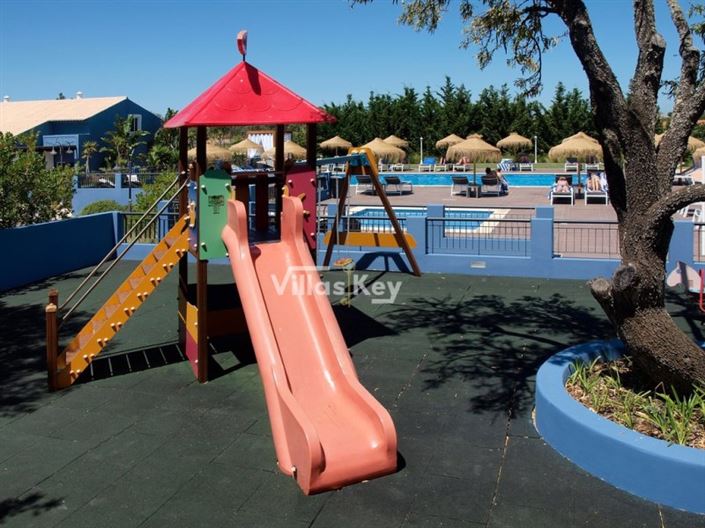 Image No.33-Commercial for sale