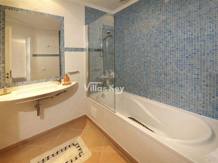 Image No.10-Commercial for sale