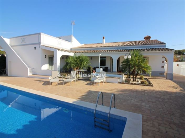 Image No.20-4 Bed House for sale