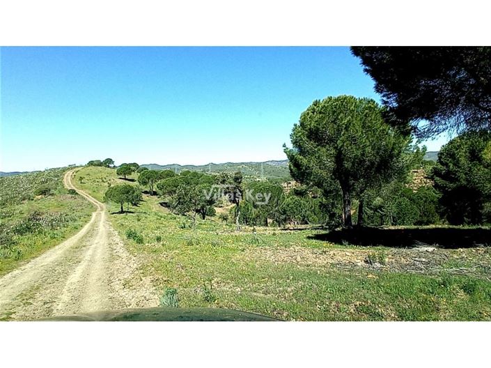 Image No.7-2 Bed Farmhouse for sale