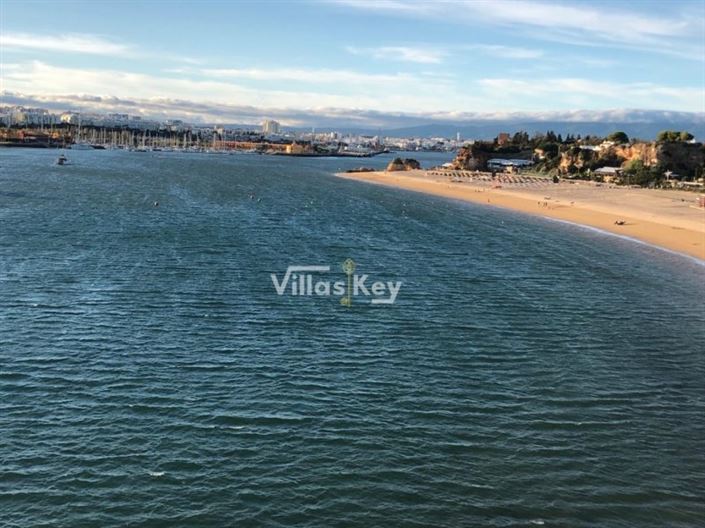 Image No.7-3 Bed Apartment for sale