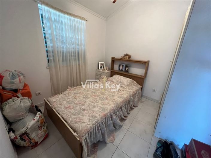 Image No.11-2 Bed House for sale