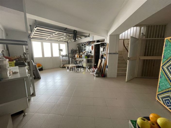 Image No.32-3 Bed House for sale