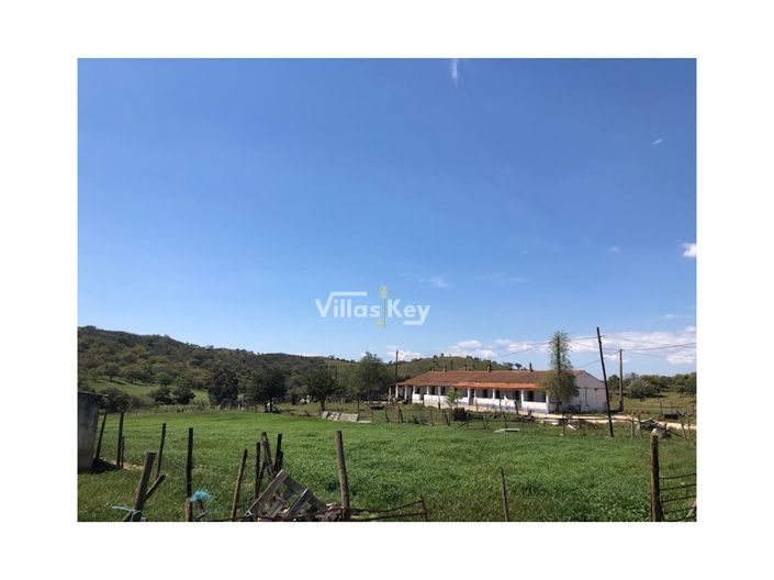 Image No.12-8 Bed Farmhouse for sale