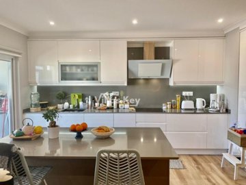 id67596b01-0000-0500-0000-0000114ed689