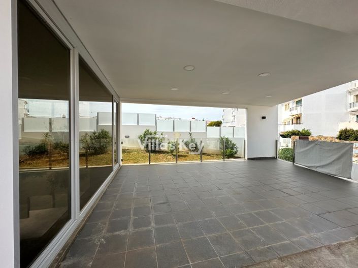 Image No.11-4 Bed House for sale