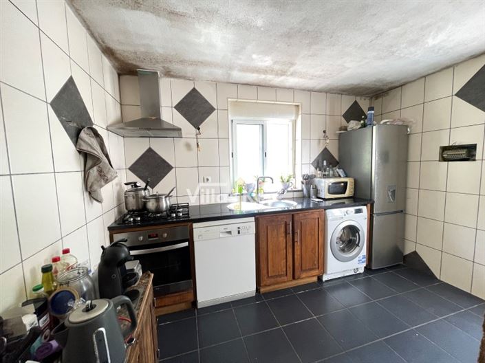 Image No.18-2 Bed House for sale