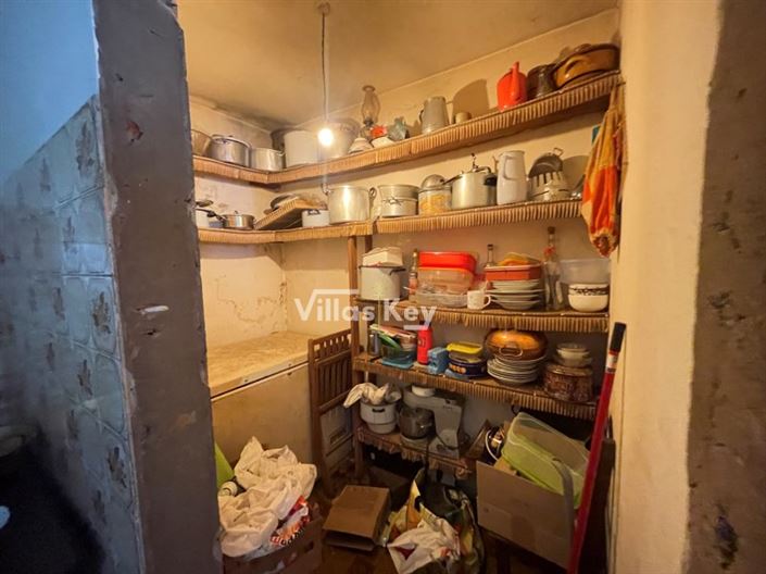 Image No.9-2 Bed House for sale