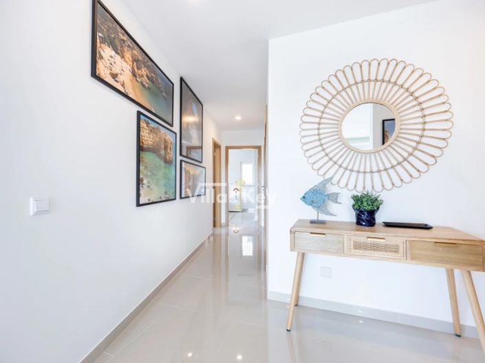 Image No.12-2 Bed Apartment for sale