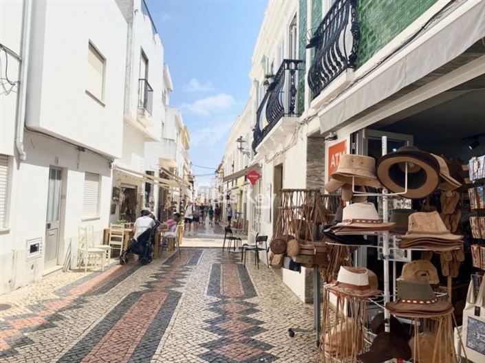 Image No.21-2 Bed Apartment for sale