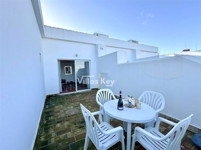 Image No.8-2 Bed Apartment for sale