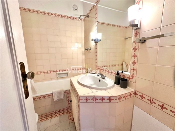 Image No.13-2 Bed Apartment for sale