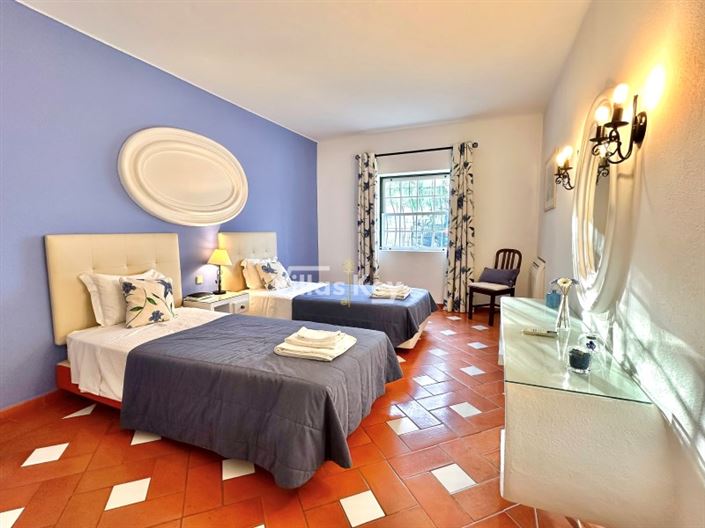 Image No.10-2 Bed Apartment for sale