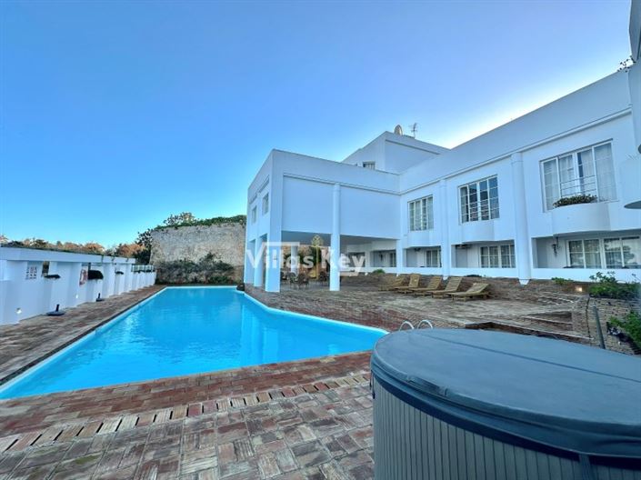 Image No.17-2 Bed Apartment for sale