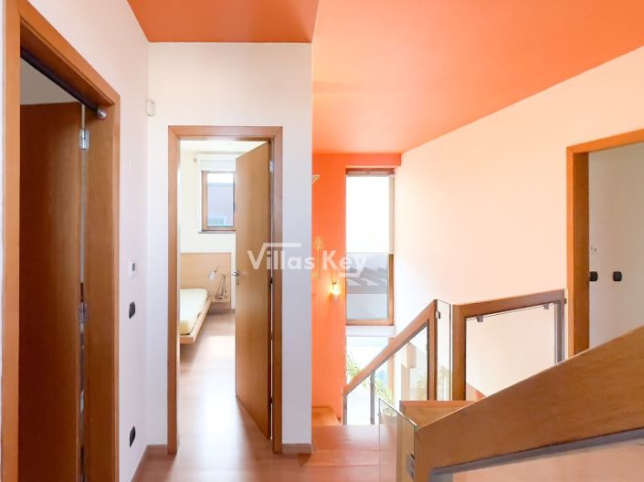 Image No.16-3 Bed House for sale