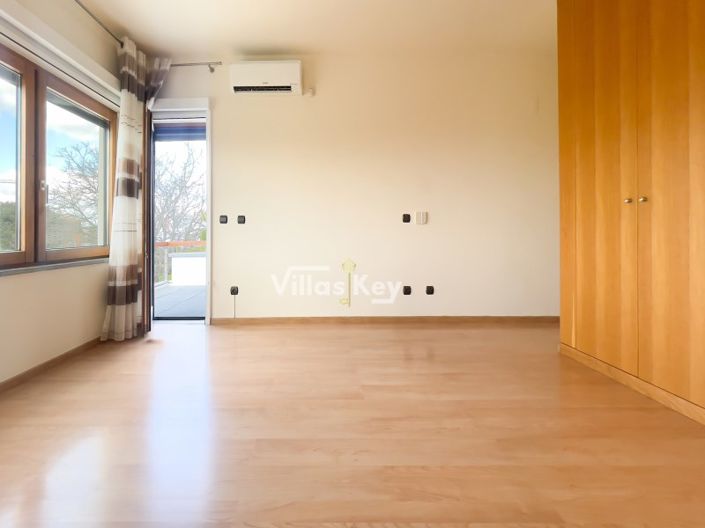 Image No.23-3 Bed House for sale