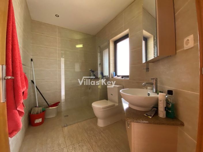 Image No.32-Commercial for sale