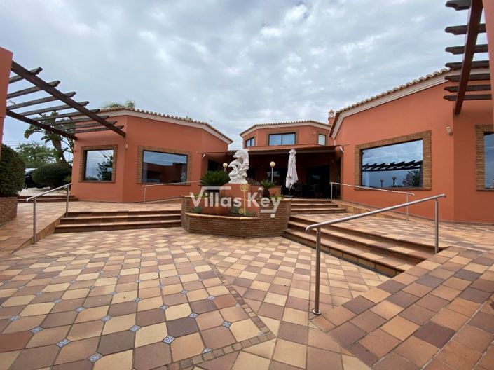 Image No.4-Commercial for sale