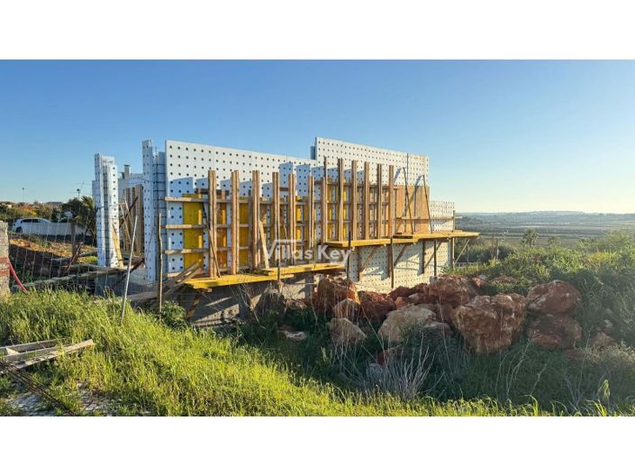 Image No.22-3 Bed Villa for sale