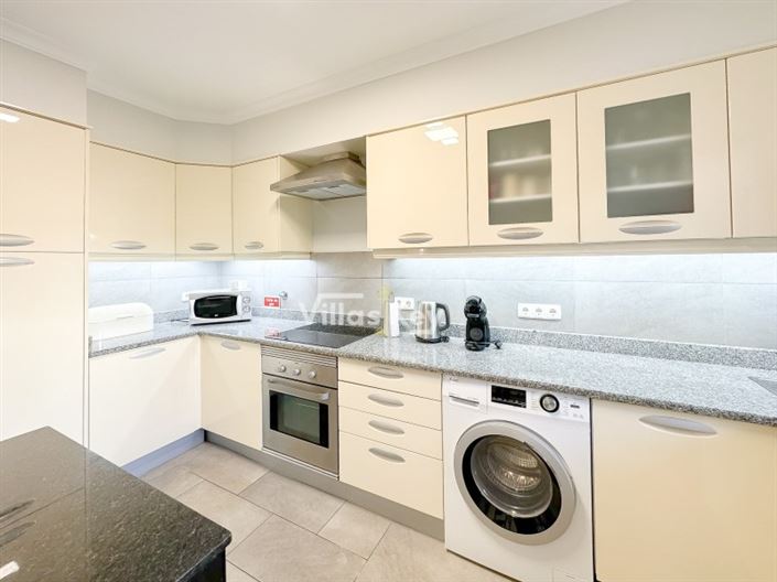 Image No.12-4 Bed House for sale