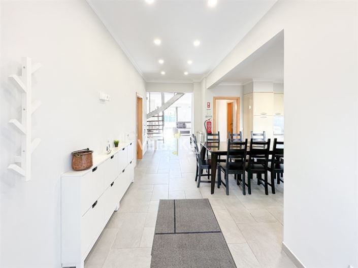 Image No.9-4 Bed House for sale