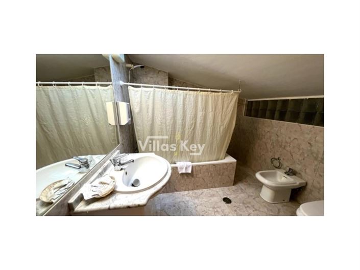 Image No.13-2 Bed Apartment for sale