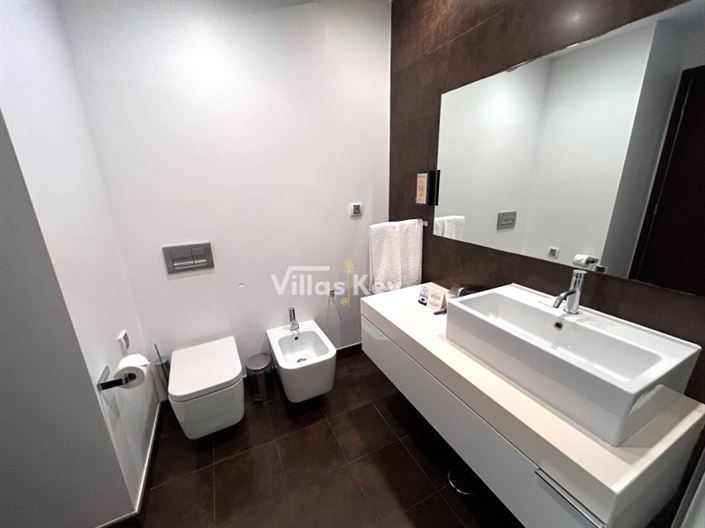 Image No.8-Apartment for sale