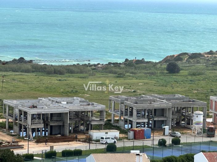 Image No.40-4 Bed House for sale