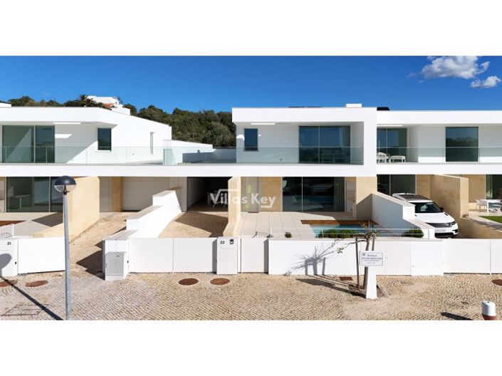 Image No.34-3 Bed House for sale