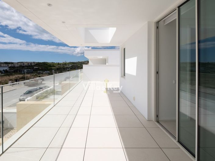 Image No.29-3 Bed House for sale