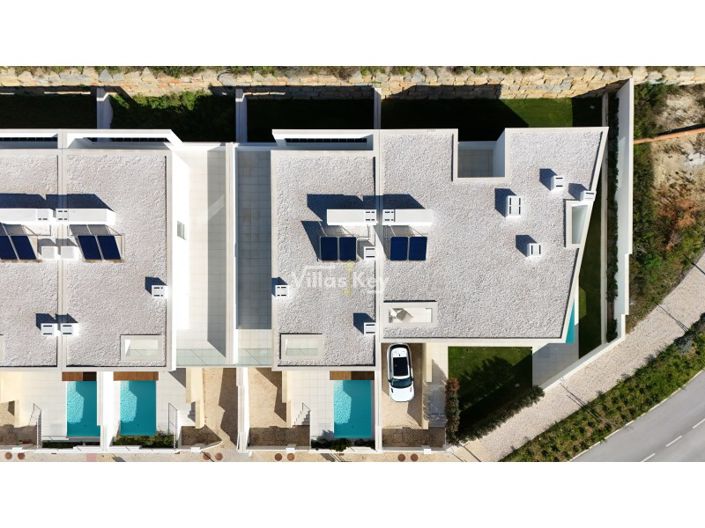 Image No.35-3 Bed House for sale