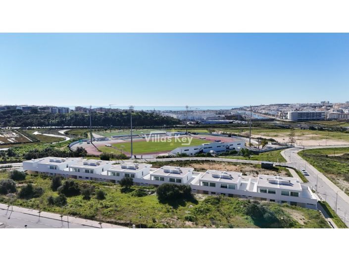 Image No.38-3 Bed House for sale