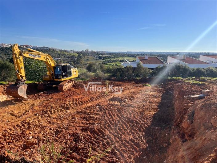 Image No.21-3 Bed House for sale