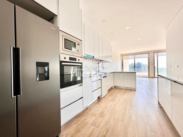 Image No.11-3 Bed Villa for sale