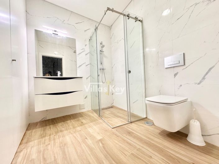 Image No.26-3 Bed Villa for sale