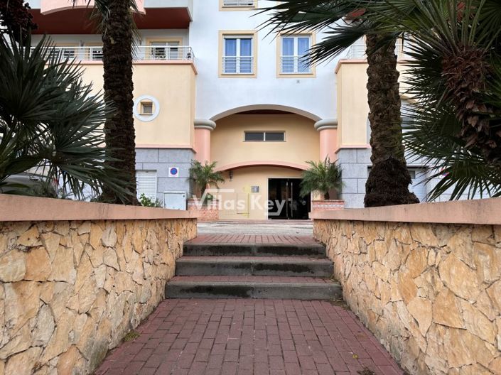 Image No.32-2 Bed Apartment for sale