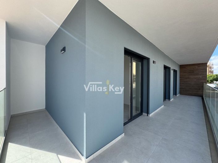 Image No.1-3 Bed Apartment for sale