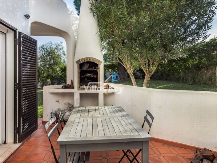 Image No.11-4 Bed House for sale