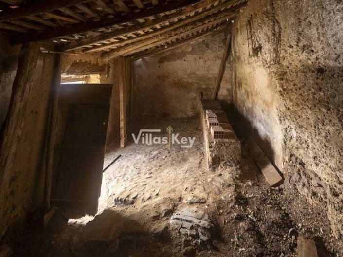 Image No.11-1 Bed House for sale