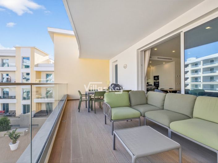 Image No.1-3 Bed Apartment for sale